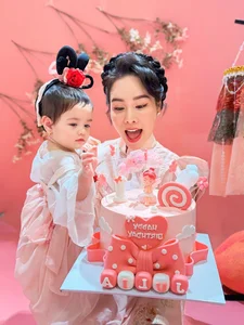 Nhat Kim Anh Celebrates Daughter’s First Birthday in Princess Style - image 8