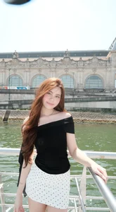 Linh Dan Captures Hearts with Stunning Travel Photos in Paris France - image 4
