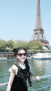Linh Dan Captures Hearts with Stunning Travel Photos in Paris France - image 8