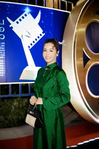 Nhat Kim Anh's Ex-Husband Sparks Wedding Rumors with Runner-Up Girlfriend in Sweet New Photos - image 0