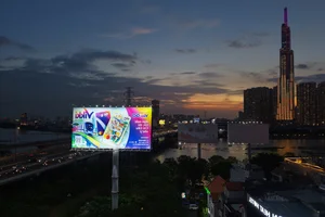 Stunning Night Views of Ho Chi Minh City from the Metro - image 17