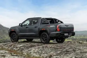 Nissan Navara 2026 Interior: New Class, Modern Tech, Can It Rival Toyota Hilux? - image 1