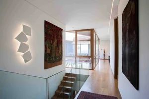 Innovative Floating House Design with Stunning Open-Air Skylight - image 1