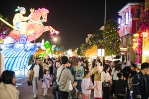 Vingroup Tourism Boom: Welcoming 11 Million Visitors Across the Ecosystem During the Tet Holiday - image 6