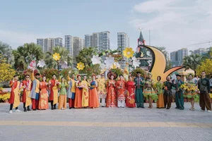 Vingroup Tourism Boom: Welcoming 11 Million Visitors Across the Ecosystem During the Tet Holiday - image 5