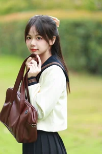 Modern Artistic Expression in YiTuYu Art Language Vol.5613 Mu Yan Se Cc - image 3