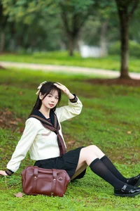 Modern Artistic Expression in YiTuYu Art Language Vol.5613 Mu Yan Se Cc - image 5
