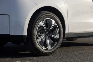 Jaecoo J5 Arrives in Vietnam: Petrol, Hybrid, and EV Options from 569 Million VND - image 18