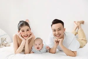 Le Au Ngan Anh Shares Heartwarming Moments with Her Adorable One-Year-Old Son - image 7