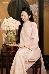 Radiant Grace in Soft Pink Silk Ao Dai: A Poetic Indochine Muse - image 3