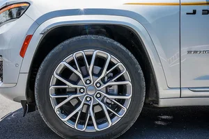 Massive Jeep Discounts in Vietnam: Prices Slashed by Up to 2.6 Billion VND - image 8