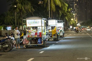 Balancing Tourism and Urban Order: Sidewalk Encroachment Issues in Da Nang - image 4