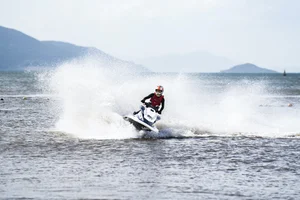 Liz Kim Cuong's Mountain Adventure: Drama and Grit in Toa Song Dam Me Aquabike Episode 3 - image 6