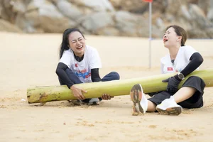 Liz Kim Cuong's Mountain Adventure: Drama and Grit in Toa Song Dam Me Aquabike Episode 3 - image 2