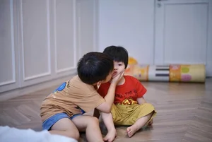 A Glimpse into the Happy Family of Le Khanh and Tuan Khai - image 1