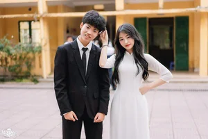 Beautiful Gen Z Style of Late Artist Giang Coi's Daughter - image 4