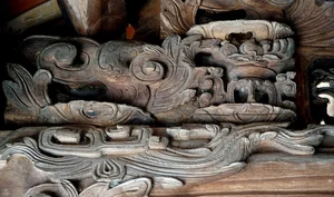 Inside Vietnam's Most Beautiful 200-Year-Old Ancient House - image 10