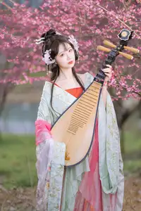 Graceful Hanfu Beauty Amidst Cherry Blossoms - Qi Luo Sheng De Xiao Su Su | YiTuYu Vol.8553 - image 5