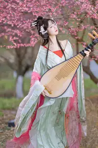 Graceful Hanfu Beauty Amidst Cherry Blossoms - Qi Luo Sheng De Xiao Su Su | YiTuYu Vol.8553 - image 8