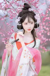 Graceful Hanfu Beauty Amidst Cherry Blossoms - Qi Luo Sheng De Xiao Su Su | YiTuYu Vol.8553 - image 0
