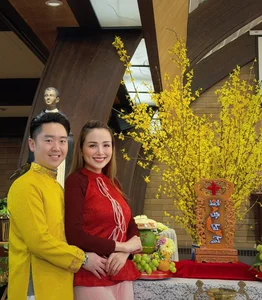 Vietnamese Celeb Buzz: Hoai Lam's New Look and Diem Huong's Canada ER Controversy - image 25