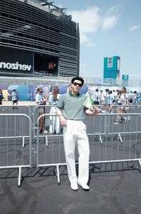 Vietnamese Celeb Buzz: Hoai Lam's New Look and Diem Huong's Canada ER Controversy - image 52