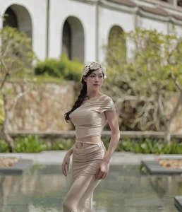 Style Guide: How This Vietnamese Fashion Influencer Masters the Bodycon Trend with Confidence - image 6