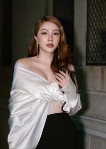 Bao Thy and Khong Tu Quynh Stunning Bikini Photoshoot: V-Pop Queens Shine - image 6