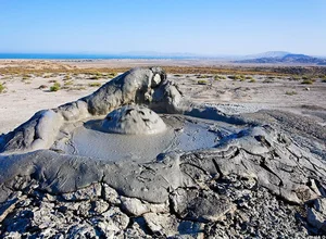 The Earth's Eye: Discovering the Astonishing Volcanic Crater - image 6