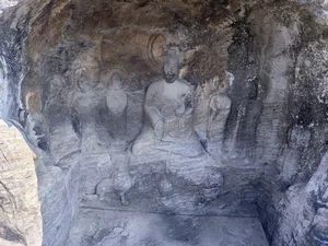 Exploring China’s Thousand-Year-Old Sacred Grotto: A Marvel of Ancient Art - image 9