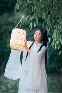 YiTuYu Vol.8687: Su Su - An East Asian Muse's Ethereal Night Tale - image 17