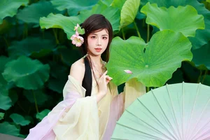 YiTuYu Art Language Vol.9955: Capturing the Charm of Xiao Du Tong Xue (57P) - image 4