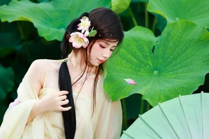 YiTuYu Art Language Vol.9955: Capturing the Charm of Xiao Du Tong Xue (57P) - image 32