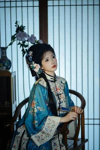 Visual Storytelling and Modern Aesthetics: YiTuYu Art Language Vol.6921 with Tu Ya - image 3