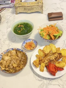 MC Thanh Trung Ex Wife Hilarious Cooking Adventure with Daughter - image 4