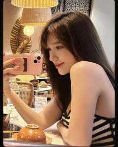 The Evolution of Style: A Look at the Glamorous Life of Hoang Duc's Former Partner - image 9