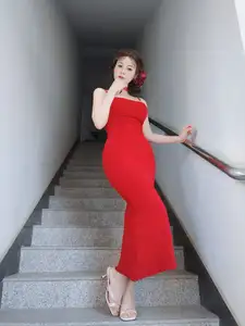 Coser Baiyin81 September Part01: Elegant Allure in a Captivating Red Dress - image 5
