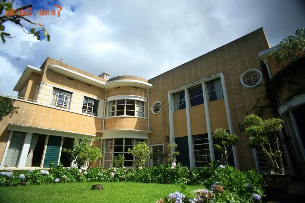 Bao Dai Palace Marvel: Luxurious Garden, Hidden History in Da Lat KTO-TR
