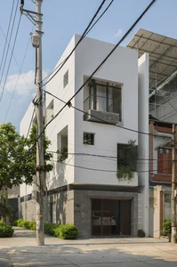 Dong Thu House: A Sustainable 3-Generation Home Designed for Extreme Climates - image 6