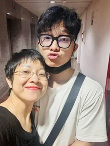 A Mother's Heart: MC Thao Van Shares the Reality of Her Son's Hardworking Student Life - image 4