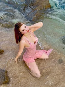 Hanh Sino Redefines Elegance: A Deep Dive into Her Bold Fashion and Stunning Figure - image 4