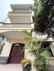 Inside the Stunning 3-Story Home of Beloved Comedian Huong Tuoi - image 0