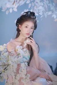 YiTuYu Art Language Vol.6124: Huang Yu Yao in Floral Elegance - image 14