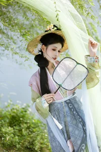 YiTuYu Art Language Vol.10290 Xiao Y Jin Tian Ye Hen Kai Xin Collection - image 2