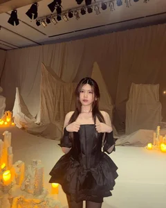 Linh Hat De’s 16th Birthday Gallery: The Surprising Beauty of Quyen Linh’s Youngest Daughter - image 2