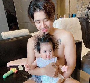 Former Singer Tieu Welcomes Daughter: Ngoc Trinh’s Niece Receives an Exceptionally Rare and Unique Name - image 4