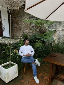The Sophisticated Fashion Style of Pageant Director Tran Viet Bao Hoang - image 10