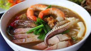 Authentic Bun Mam Recipe: How to Cook Delicious Western Vietnamese Fermented Fish Noodle Soup - image 4