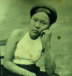 A Nostalgic Journey: Captivating Images of Vietnam from Over a Century Ago - image 0