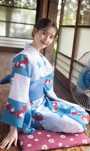 Cecile Nana Digital Photo Book: Summer is in the Air (81P Exclusive) - image 4